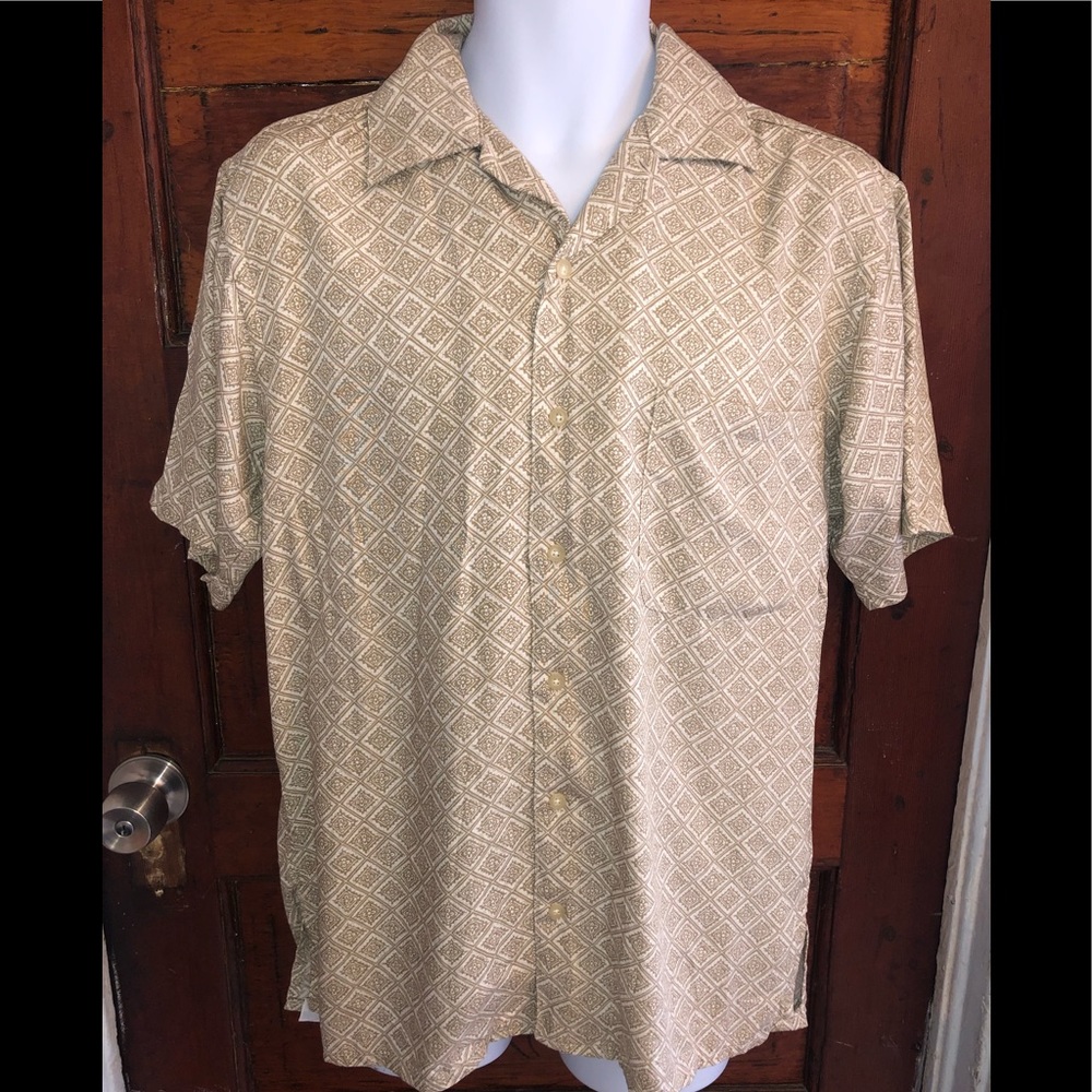 Geoffrey Beene Button Up Shirt